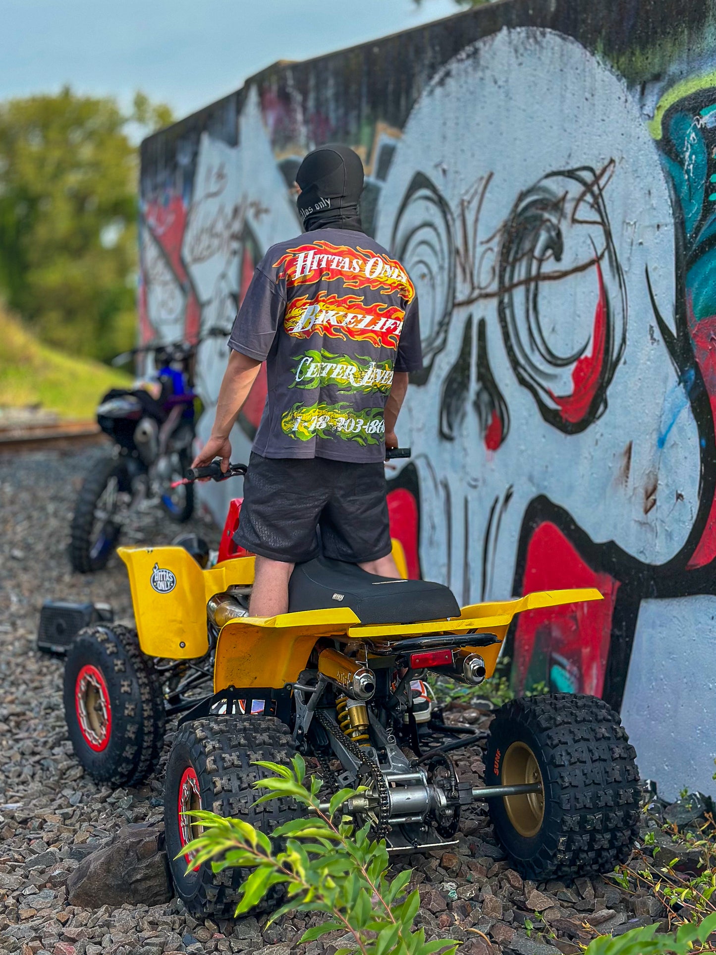 Hot On Wheels Grey Tshirt
